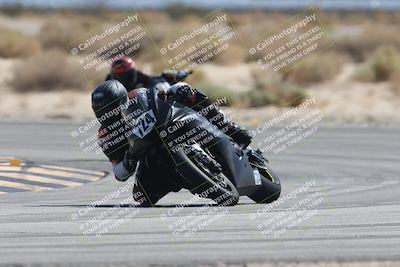 media/Oct-04-2025-CVMA (Sat) [[408bcdd6e4]]/Race 4-Formula Middleweight (Holeshot)/